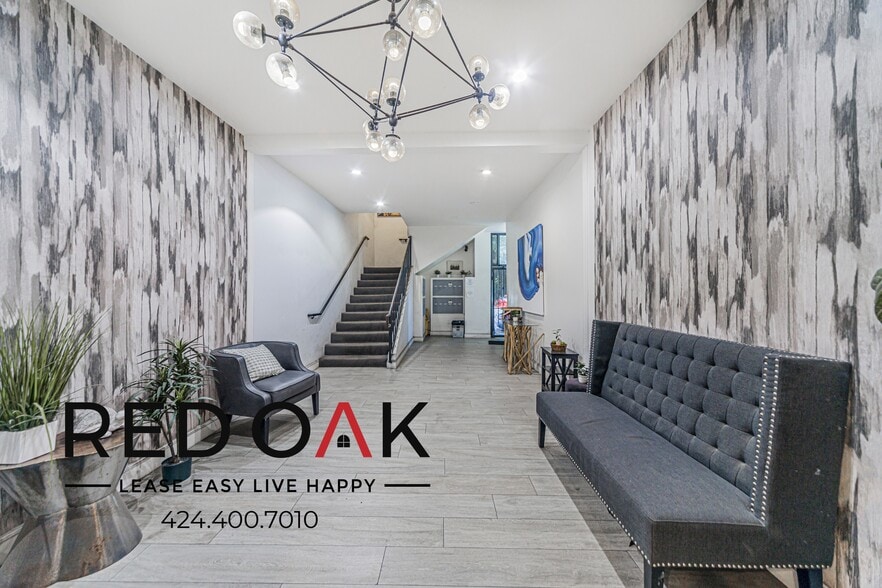 Building Photo - 3540 Fletcher Dr