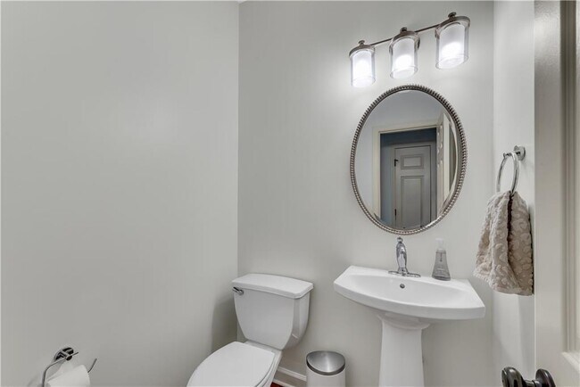 Building Photo - 4669 Ashford Club Dr