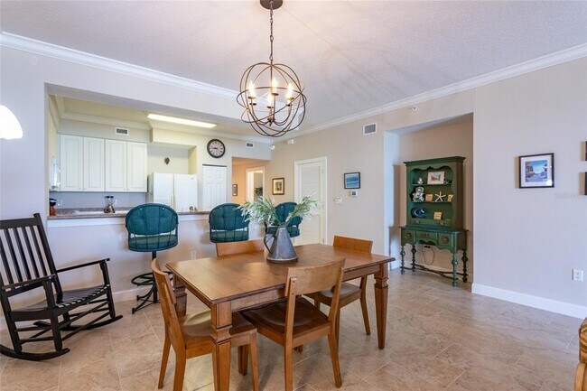 Building Photo - 60 Surfview Dr