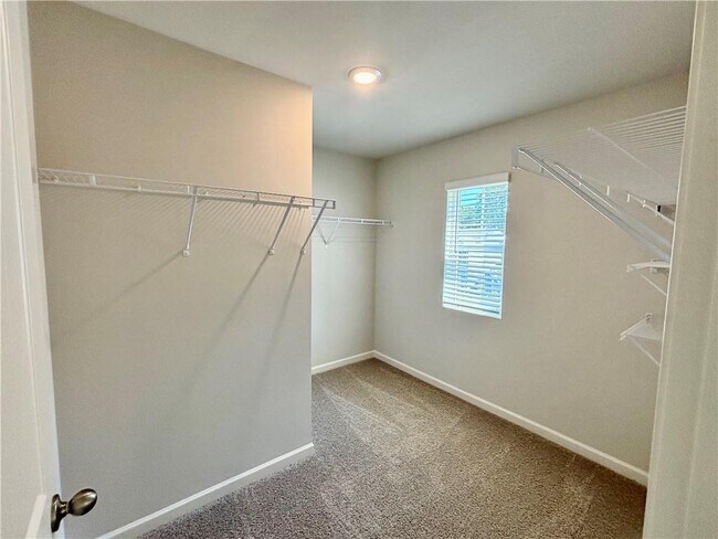 Building Photo - 2910 Daxton Ln