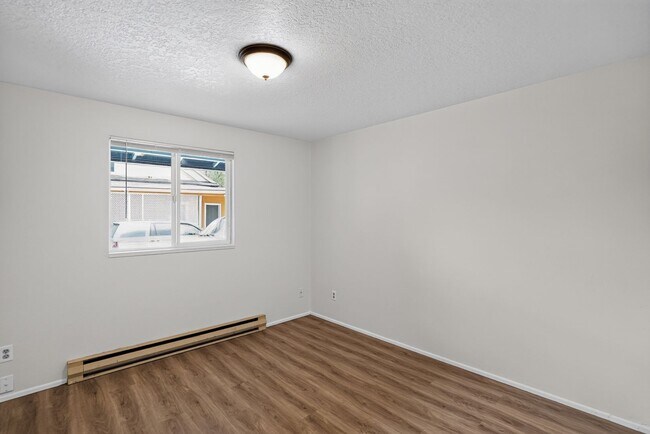 Building Photo - 2114 A St