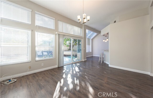 Building Photo - 29 Almeria