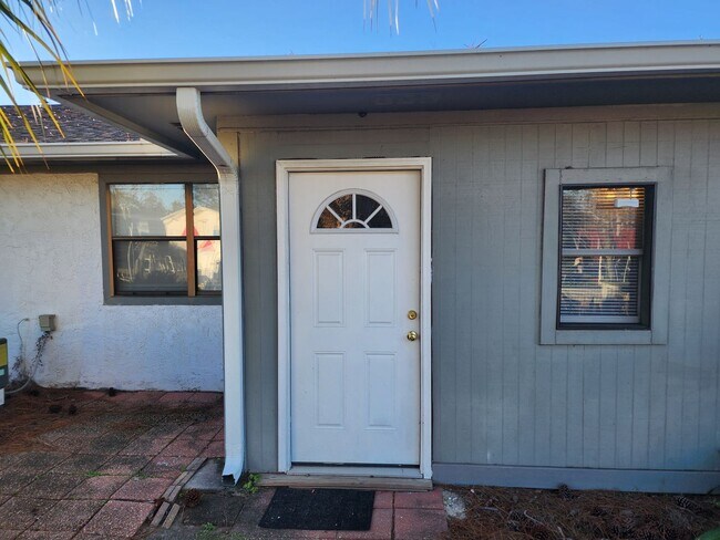 Building Photo - Harbour Towne