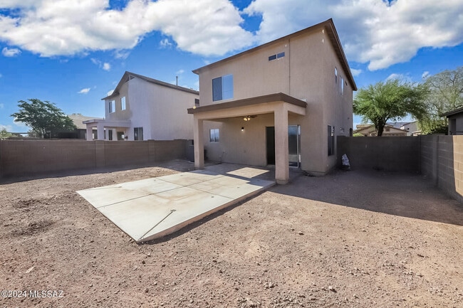 Building Photo - 3510 W Center Mountain Way