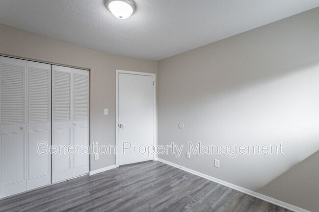 Building Photo - 113 Goodson Ave