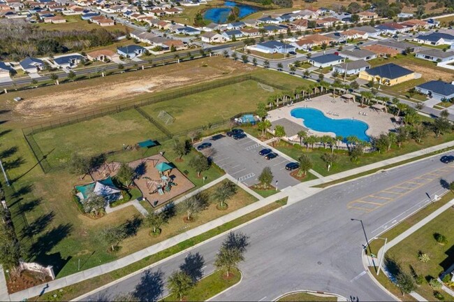 Building Photo - 378 Pentas Ln