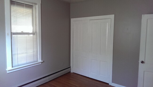 Rear bedroom - 621-1 Herman Ave