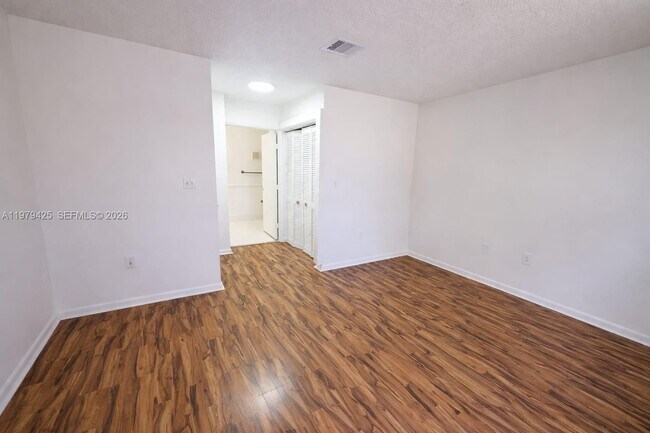 Building Photo - 15761 SW 137th Ave