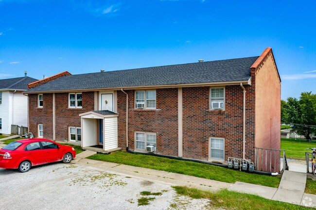 Building Photo - 1101-1109 S Camden St