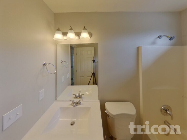 Building Photo - 2108 Forge Ridge Cir