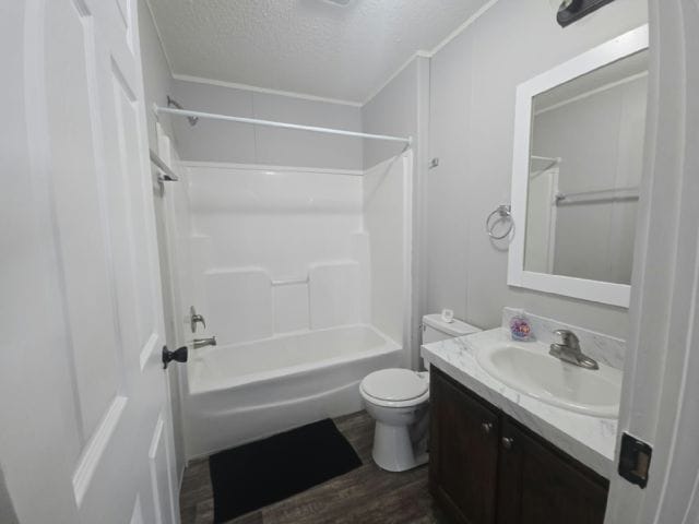 Building Photo - 323 Elm Ln