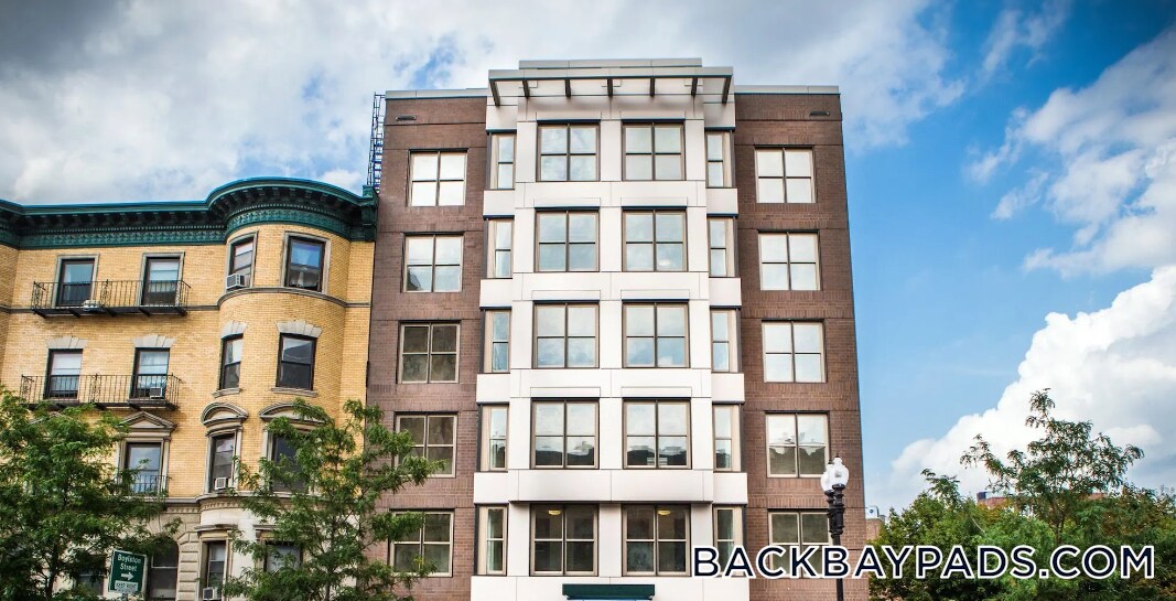 Building Photo - 1085 Boylston St