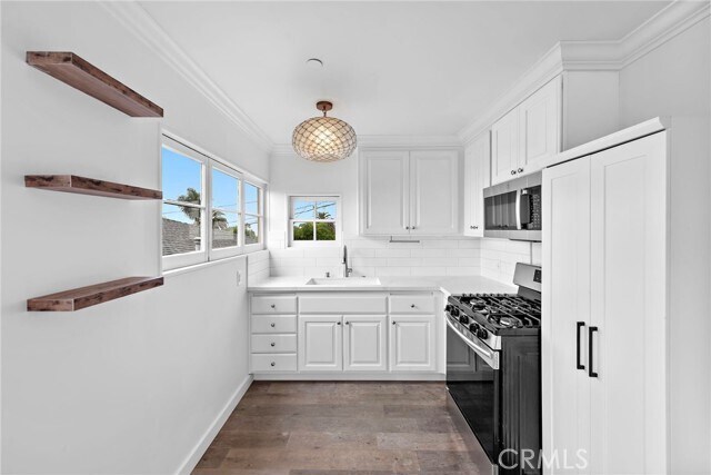 Building Photo - 31907 Crestwood Pl