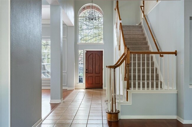 Building Photo - 10020 Lachlan Dr