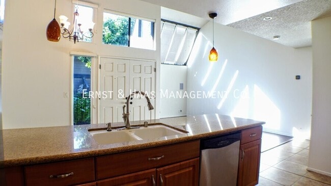 Building Photo - 7021 Alondra Blvd