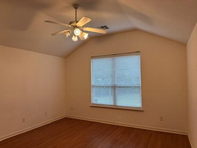 Building Photo - 532 Lone Oak Dr