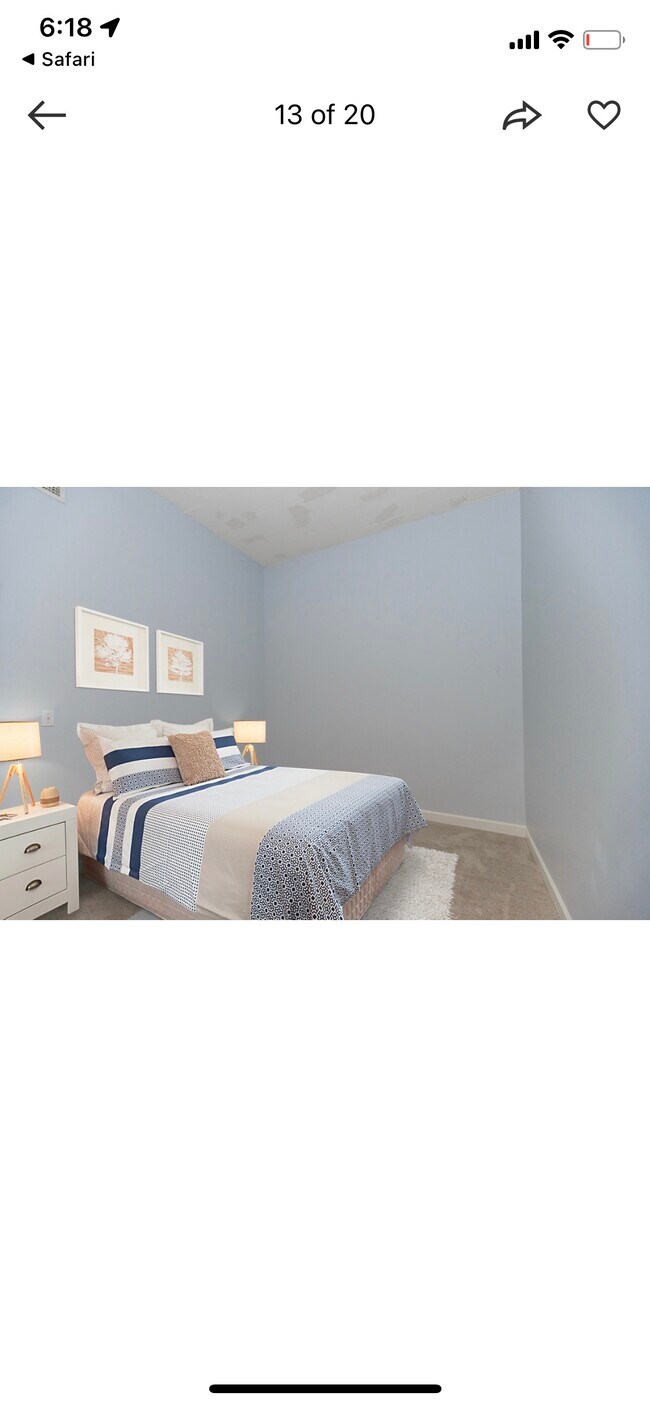 Building Photo - 221 E Cullerton St