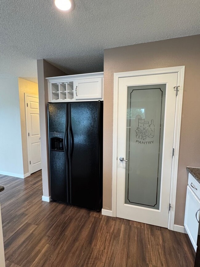 Building Photo - Beautiful Home in NW Mandan for Rent