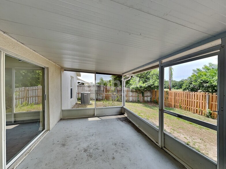 Building Photo - 13256 Early Run Ln