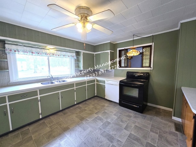 Building Photo - 285 W Jamestown Rd