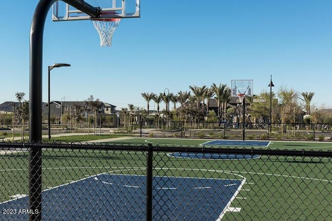 Building Photo - 2029 W Kinfield Trail