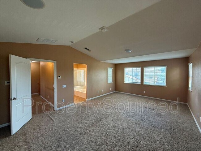 Building Photo - 1688 Gathering Ln