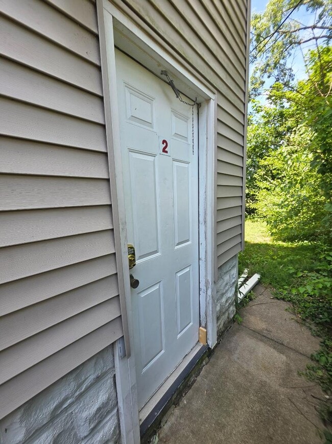 Building Photo - 126 Dawes Ave