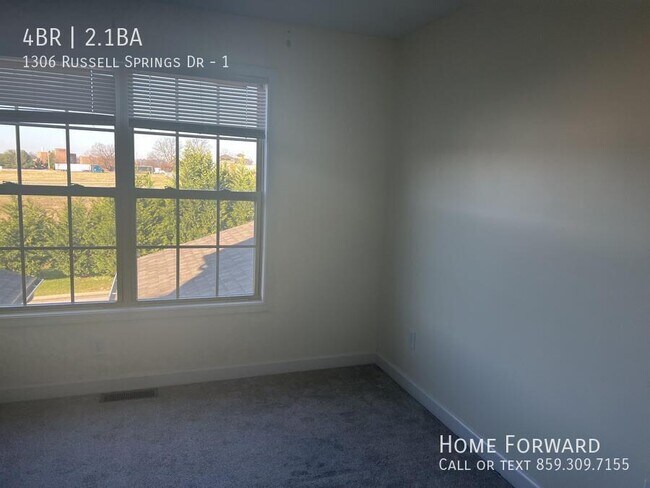 Building Photo - 1306 Russell Springs Dr