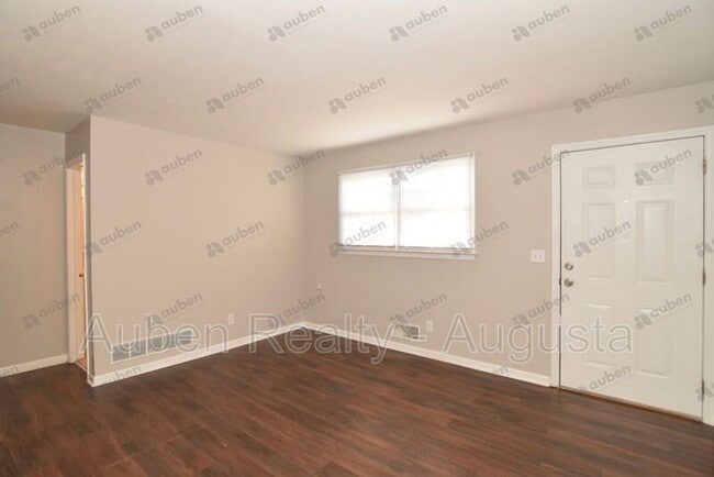 Building Photo - 1604 Johns Rd