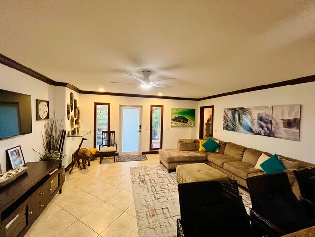 Building Photo - 3118 Pierson Dr