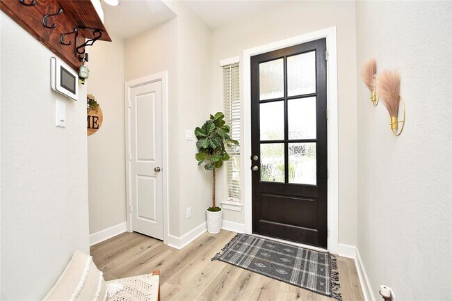 Building Photo - 10731 Bridgeport Path Ct