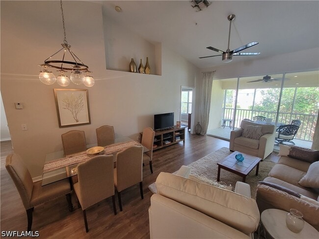 Building Photo - 4950 Deerfield Way