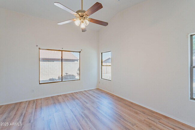 Building Photo - 43741 W Wade Dr