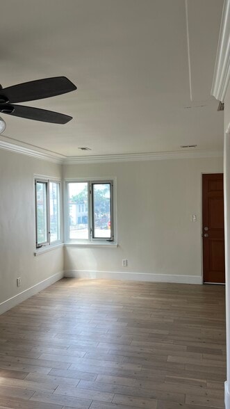 Building Photo - 426 Fir St