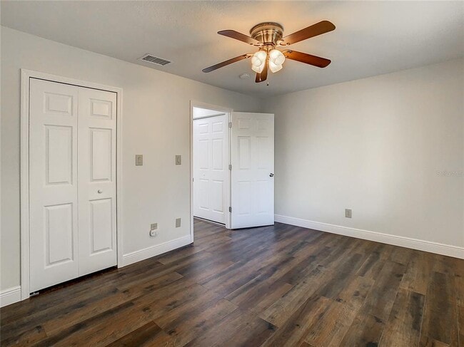 Building Photo - 9027 Pebble Creek Dr