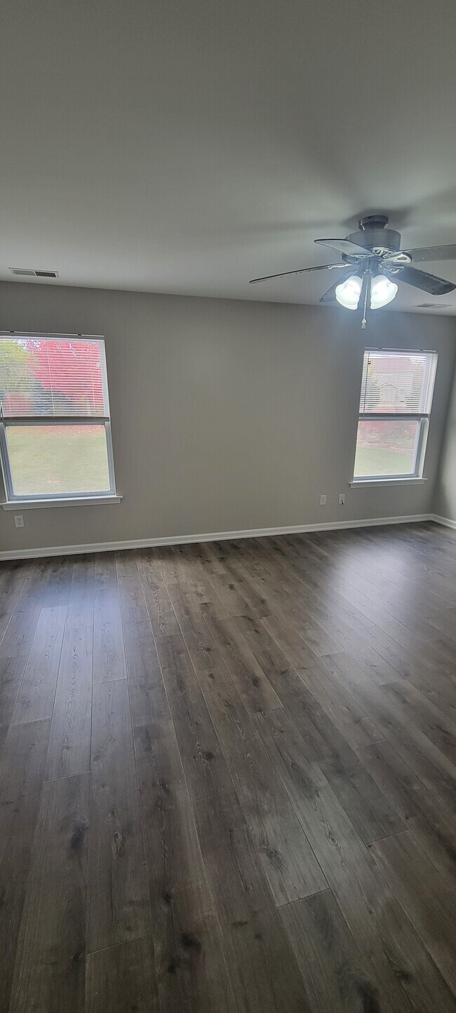 Primary bedroom - 8590 Jackson St