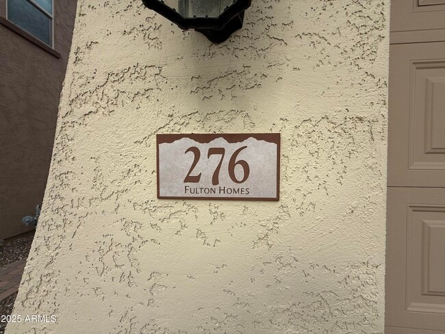 Building Photo - 276 E Coconino Dr