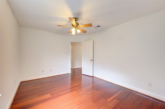 Building Photo - 6015 Nash Creek Ct