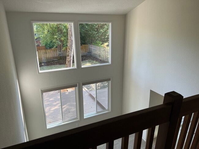 Building Photo - 2778 Robinwood Way