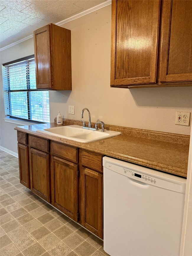 Building Photo - 300 Avenue C