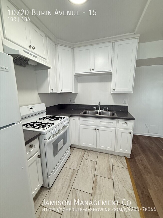 Building Photo - 10720 S Burin Ave
