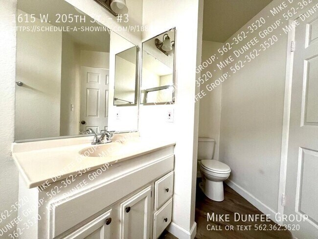Building Photo - 1615 W 205th St