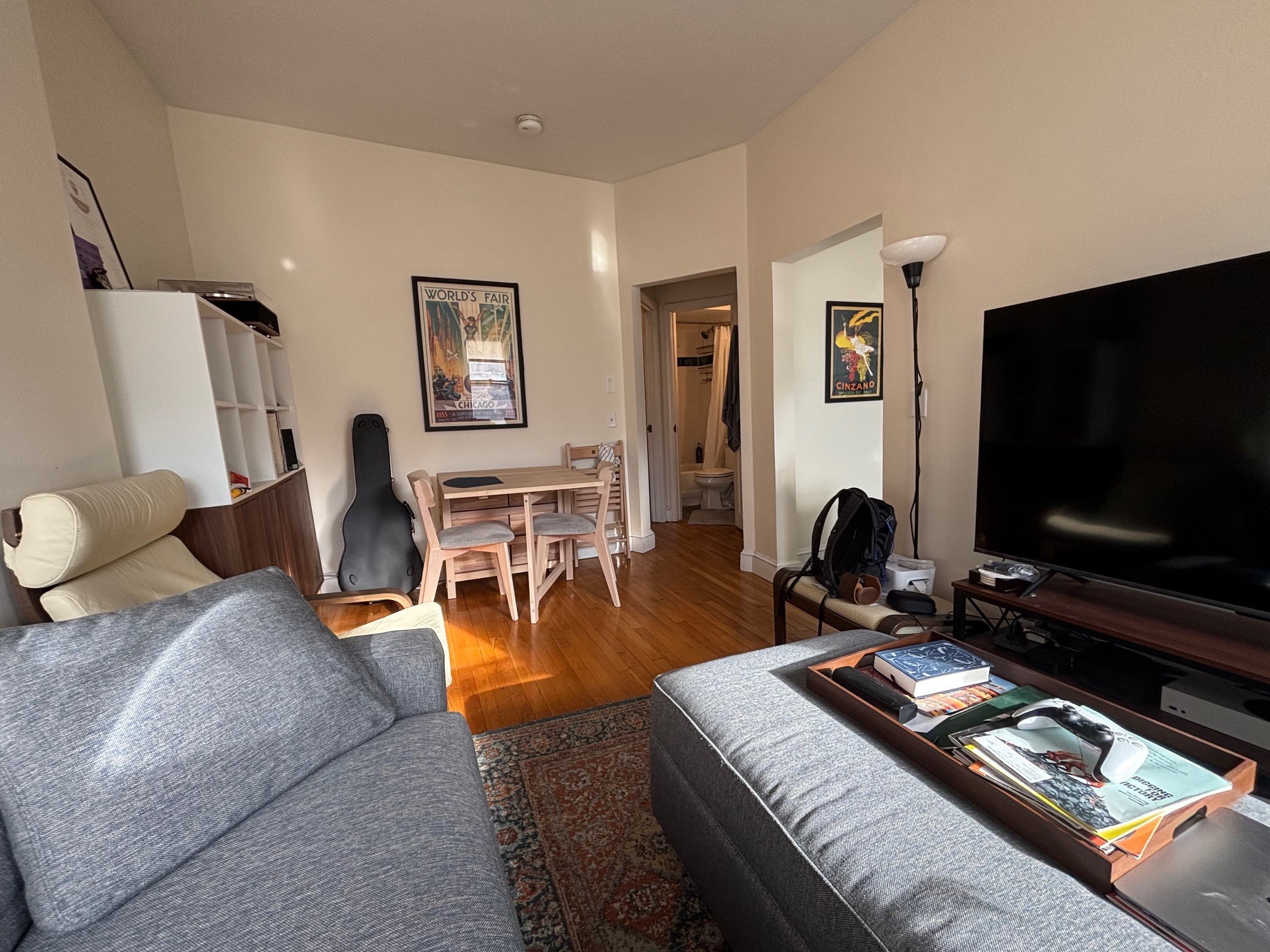 Building Photo - 19 Irving St