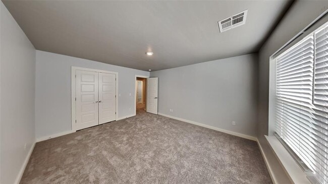 Building Photo - 601 NW 176th St