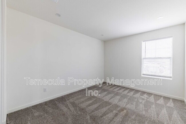 Building Photo - 28245 Digger Ln