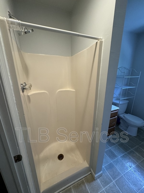 Building Photo - 1598 Heart Lake Rd