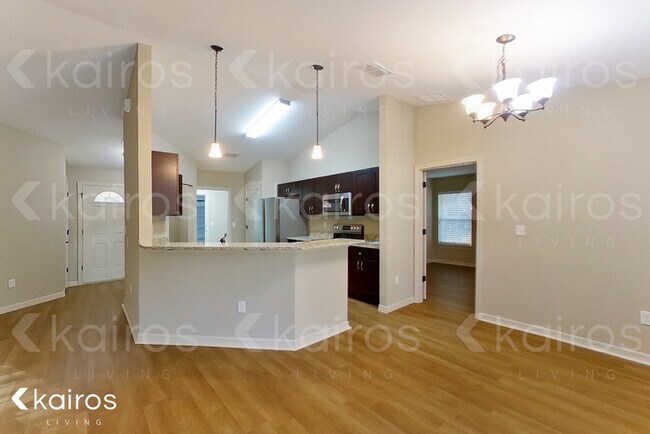 Building Photo - 409 Marion Oaks Pass