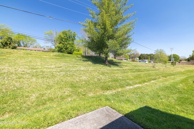 Building Photo - 7037 Wakan Ln