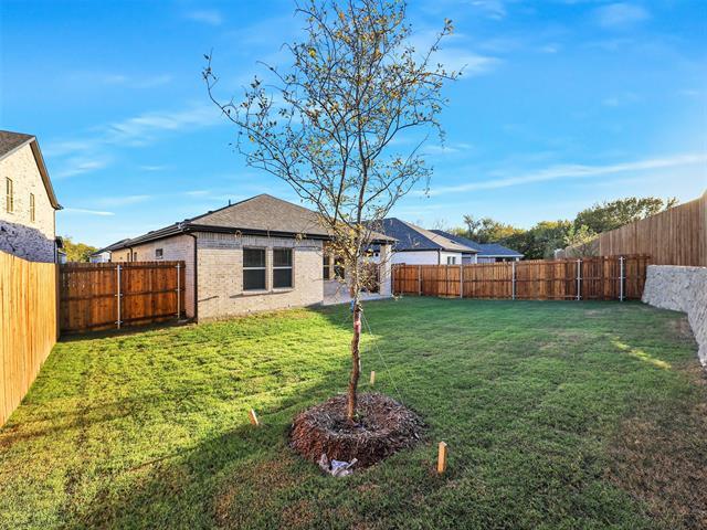 Building Photo - 506 Cottner Dr