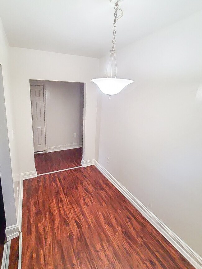 Building Photo - 144 Spring St